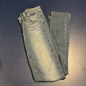Women’s Paige jeans “skyline skinny” size 26
